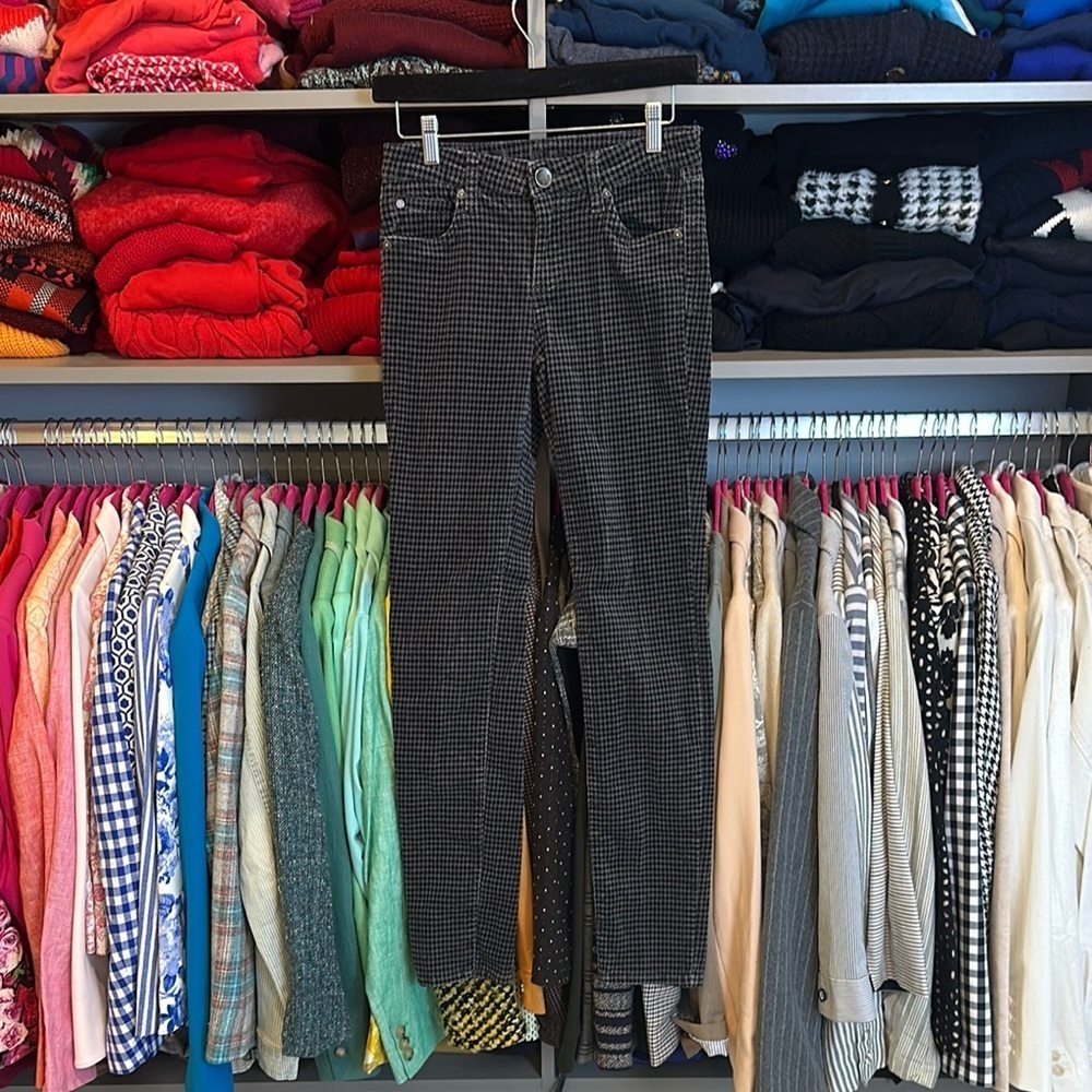 Kut from the Kloth gray/black houndstooth Diana skinny corduroy pants size 2